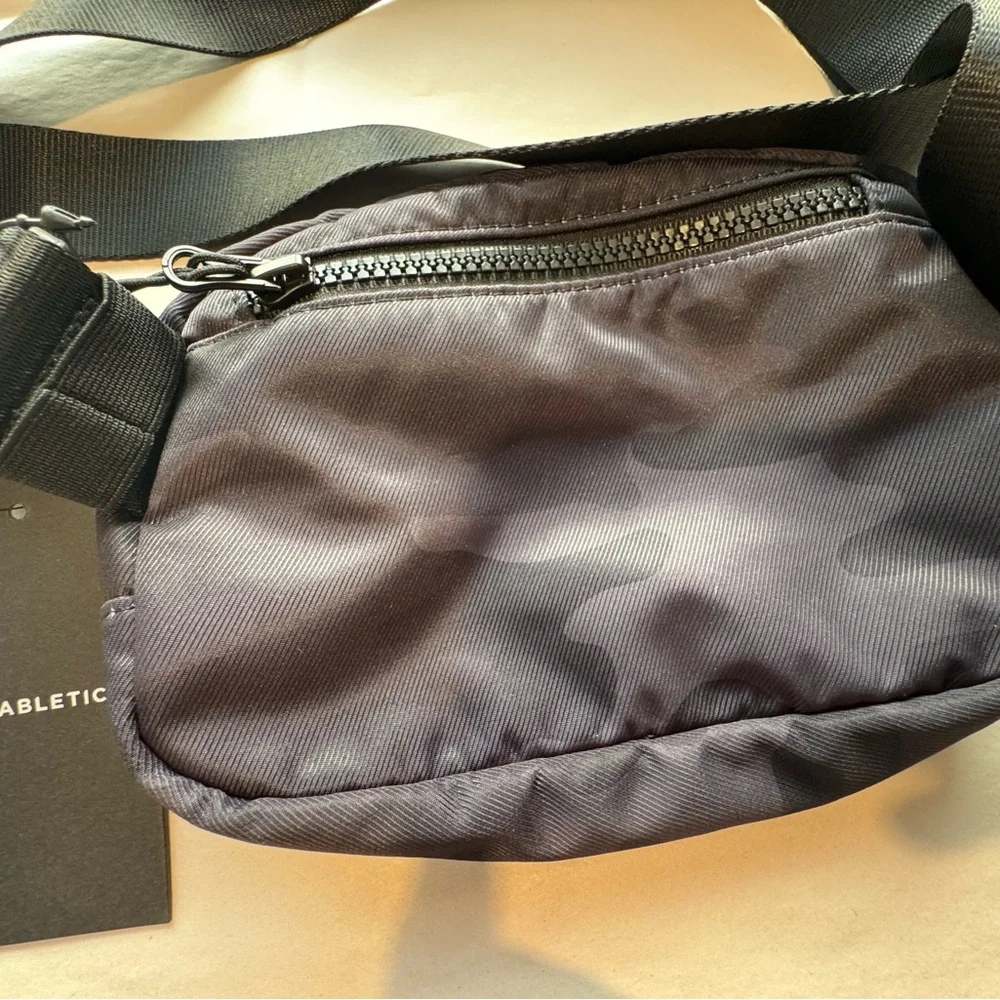 🔥FABLETICS Black Camouflage Men's Bag🔥 - Picture 7 of 8
